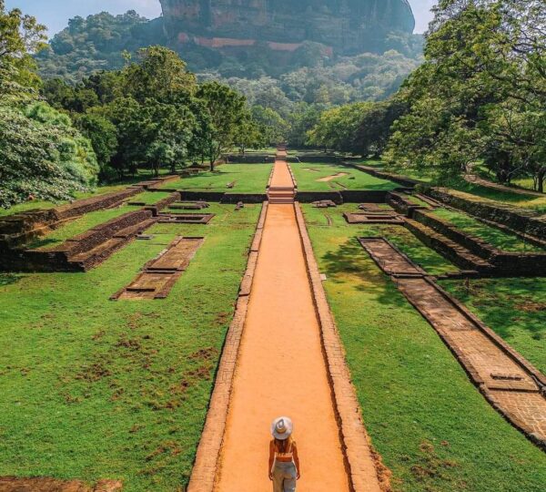 Sigiriya Lion rock