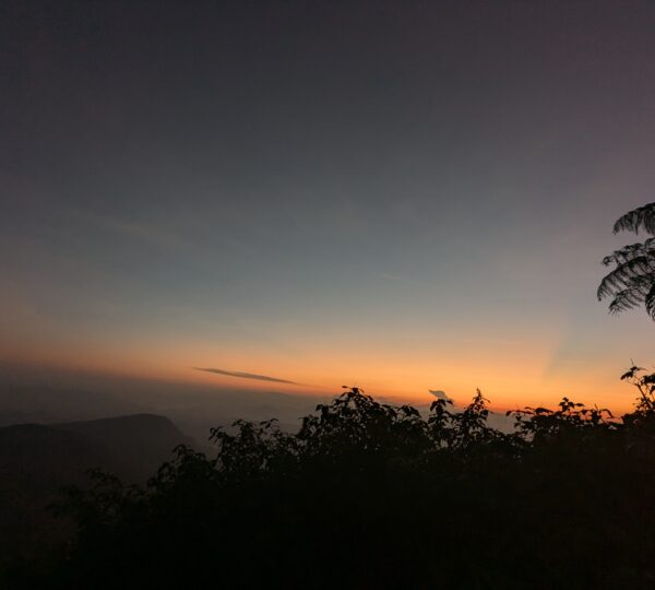 sunrise from Sri Pada